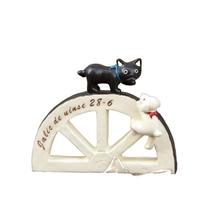 Estatueta de escultura em arco de gato e cachorro para decoração de jardim