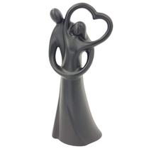 Estatueta Decorativa De Casal em Cerâmica Escultura Estátua Namoro Namorados Amor Estatueta Decorativa De Casal em Cerâmica Escultura Estátua Namoro Namorados Amor
