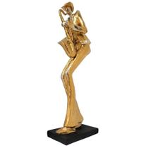 Estatueta Decorativa Músico Saxofonista Resina Dourado 47cm