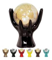 Estatueta Enfeite Decoração Mesa Sala Mãos Com Esfera Bola C