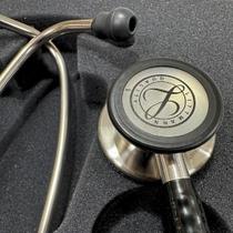 Estetoscópio Littmann Classic III 5620 - Preto / Black Estetoscópio Littmann Classic III 5620 - Preto / Black