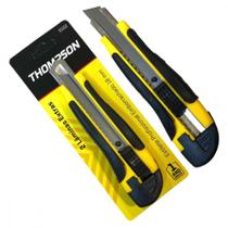 Estilete Largo Thompson Cabo Emborrachado Com 2 Laminas Extras 18Mm Estilete Largo Thompson Cabo Emborrachado Com 2 Laminas Extras 18Mm