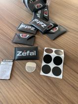 Estojo com remendo adesivo Zéfal
