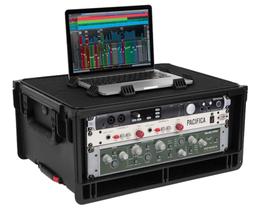 Estojo de prateleira SKB moldado por injeção 4U iSeries Studio Flyer