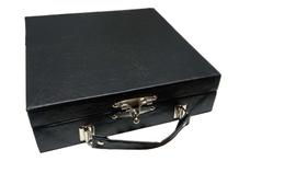 Estojo em Corvin , Almofadado por dentro , Pra uso de jogo de bola 50mm ,Sinuca