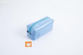 Estojo Escolar G, Nylon, Azul Bebê, Pacote com 100 Unidades, Durabilidade e Estilo para Estudantes Estojo Escolar G, Nylon, Azul Bebê, Pacote com 100 Unidades, Durabilidade e Estilo para Estudantes