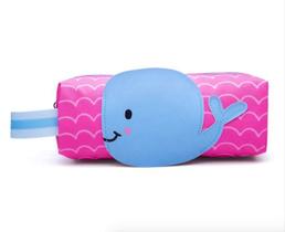 Estojo fundo do mar com patch baleia