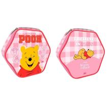 Estojo Hexagonal Pooh Estampa Frente e Verso Dac Nécessaire Estojo Hexagonal Pooh Estampa Frente e Verso Dac Nécessaire
