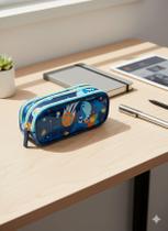 Estojo infantil Puket Triplo Tubarão Futevôlei Estojo infantil Puket Triplo Tubarão Futevôlei