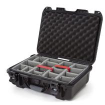 Estojo rígido impermeável de mão NANUK 935 com rodas pretas Estojo rígido impermeável de mão NANUK 935 com rodas pretas