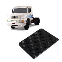 Estribo Pisar MB 1935 1989 a 1998 Inferior - Plastico Estribo Pisar MB 1935 1989 a 1998 Inferior - Plastico