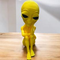 Et Alien Extraterrestre Sentado - Enfeite - Decoração Amarelo