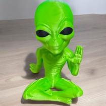 Et Alien Extraterrestre Sentado - Enfeite - Decoração Verde Et Alien Extraterrestre Sentado - Enfeite - Decoração Verde