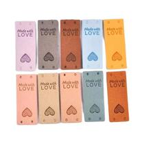 Etiquetas De Couro Em Forma De Coração Retangular Multicoloridas 20 Peças 5x1.5cm Para Roupas, Etiquetas De Couro Em Forma De Coração Retangular Multicoloridas 20 Peças 5x1.5cm Para Roupas,