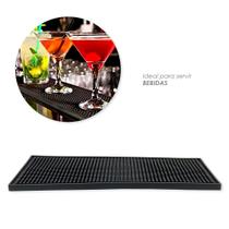 "Evite acidentes e escorregões na cozinha com nosso Tapete Escorredor em Silicone Preto - 30x15cm." - Home&More