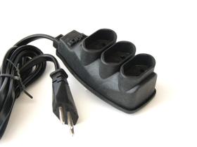 Extensão Adaptador 10A com 3 Tomadas - Tripolar 1,5 metros Extensão Adaptador 10A com 3 Tomadas - Tripolar 1,5 metros