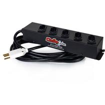 Extensão com 5 Tomadas Cabo PP 3x1,00 mm² 20A 5 metros Extensão com 5 Tomadas Cabo PP 3x1,00 mm² 20A 5 metros