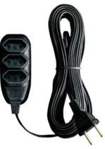 Extensão Compacta Ilumi 2P+T com Cabo PP Chato 10A 250V 1,5m Preto Extensão Compacta Ilumi 2P+T com Cabo PP Chato 10A 250V 1,5m Preto