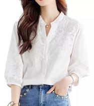 F1601-Camisa Feminina Blusa Branco Festa Réveillon Social Batizado Elegante Renda Bordado Manga 3/4 Presente