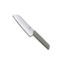 Faca Santoku com sulcos para queijos vegetais e peixes linha Swiss Modern Oliva Victorinox