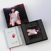 Fan Box Cássia Eller - Com Você Meu Mundo Ficaria Completo Fan Box Cássia Eller - Com Você Meu Mundo Ficaria Completo