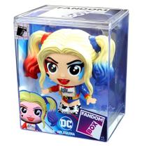 Fandom Box Boneca Arlequina Liga da Justiça Colecionável Lider