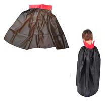 Fantasia Capa Drácula Infantil preta c/ Gola Vermelha 75cm