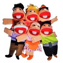 Fantoche de Mão Família Branca Completa Papai Mamãe Vovó Vovô Filhinho e Filhinha KIT006 Fantoche de Mão Família Branca Completa Papai Mamãe Vovó Vovô Filhinho e Filhinha KIT006