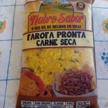 Farofa pronta sabor Carne Seca