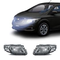 Farol Chevrolet Onix 2012 a 2017 Arteb Principal Moldura Fumê Foco Simples Encaixe H4