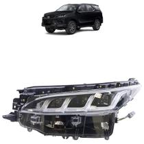 Farol Dianteiro Hilux Sw4 Diamond 2021 2022 Led Máscara Negra Lente Lisa Acrílico Foco Duplo Carcaça Preta