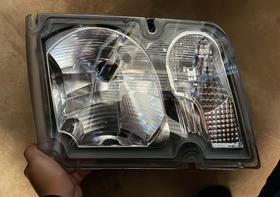 Farol esquerdo vv