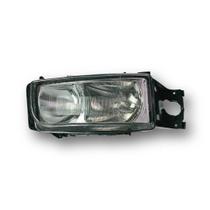 Farol VOLVO VM Lado Direito "Deitado" Farol VOLVO VM Lado Direito "Deitado"