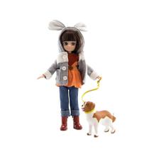 Fashion Doll Lottie Walk in the Park com cachorro para crianças de 6 anos ou mais