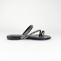 Fê - rasteira preta com tiras de strass 2049 Fê - rasteira preta com tiras de strass 2049