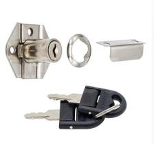 Fechadura com batente e chave escamoteavel 31mm