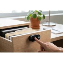 Fechadura Digital Touchlock para Móveis Com Biometria Yale Fechadura Digital Touchlock para Móveis Com Biometria Yale