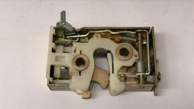 Fechadura mecanica pta tras le santana/quantum 84/91 Fechadura mecanica pta tras le santana/quantum 84/91