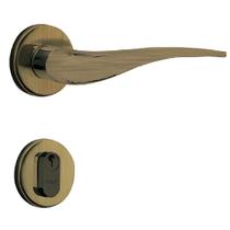 Fechadura para Porta de Entrada Oxidada 40mm com Roseta MZ930 Standard - 03930A3OX - Papaiz Fechadura para Porta de Entrada Oxidada 40mm com Roseta MZ930 Standard - 03930A3OX - Papaiz