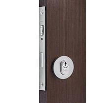 Fechadura Rolete e Trava Externa Roseta Redonda Cromado - União - UNIAO Fechadura Rolete e Trava Externa Roseta Redonda Cromado - União - UNIAO