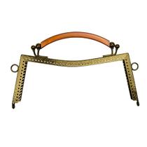 Fecho de Metal com Alça Curva 13 x 22cm - Círculo Fecho de Metal com Alça Curva 13 x 22cm - Círculo