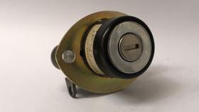 Fecho ext pta mala c/chaves santana 84/91 c/chave eletr Fecho ext pta mala c/chaves santana 84/91 c/chave eletr