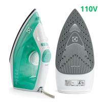 Ferro De Passar A Vapor Electrolux SIE70 110v ou 220v Verde Base Ceramica Antigotejamento Vapor Vertical Ferro De Passar A Vapor Electrolux SIE70 110v ou 220v Verde Base Ceramica Antigotejamento Vapor Vertical