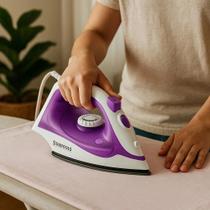 Ferro de Passar a Vapor Premium 127V 1500W Base Cerâmica Antiaderente Leve com Spray de Água Controle de Temperatura Design Ergonômico
