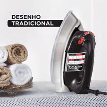 Ferro de Passar Roupa à Seco Black Decker Modelo VFA1110XM6 Base de Alumínio Ferro de Passar Roupa à Seco Black Decker Modelo VFA1110XM6 Base de Alumínio