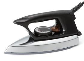 Ferro Panasonic NI-A66-K Ferro seco 700W 0,8 kg preto Ferro Panasonic NI-A66-K Ferro seco 700W 0,8 kg preto