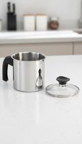 Fervedor em Aço Inox 12cm com Tampa de Vidro 1,4L Fervedor em Aço Inox 12cm com Tampa de Vidro 1,4L