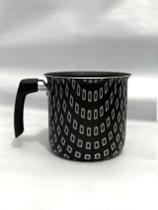 Fervedor n 14 preto c/ desenho 1,68 litros laredu Fervedor n 14 preto c/ desenho 1,68 litros laredu