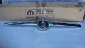 Fiat grand siena friso grade novo original sem emblema