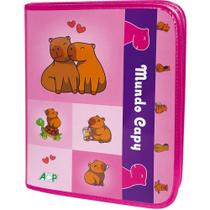 Fichário com Zíper Mundo CAPY com Divisórias e Bloco 96 Folhas Fichário com Zíper Mundo CAPY com Divisórias e Bloco 96 Folhas